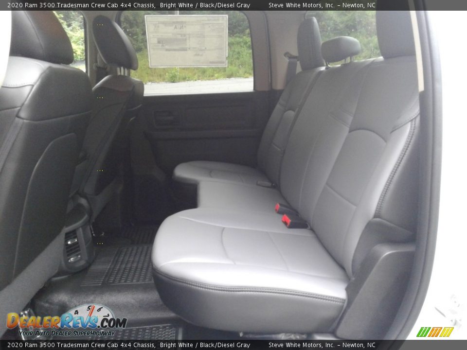2020 Ram 3500 Tradesman Crew Cab 4x4 Chassis Bright White / Black/Diesel Gray Photo #12