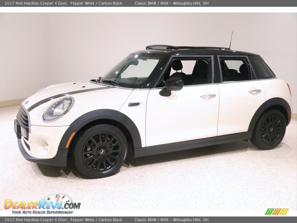 2017 Mini Hardtop Cooper 4 Door Pepper White / Carbon Black Photo #3