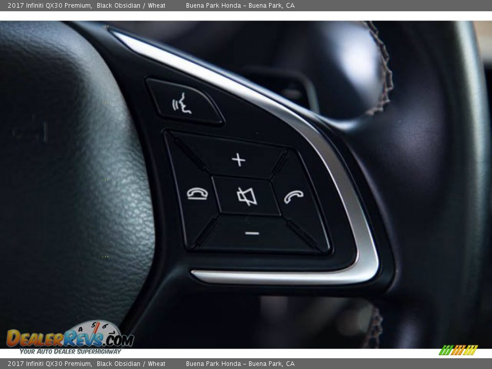 2017 Infiniti QX30 Premium Steering Wheel Photo #15