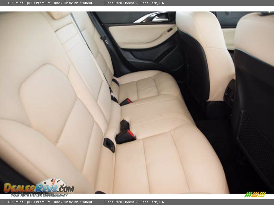 Rear Seat of 2017 Infiniti QX30 Premium Photo #20