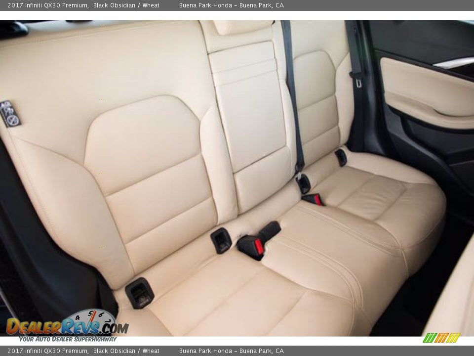 Rear Seat of 2017 Infiniti QX30 Premium Photo #21