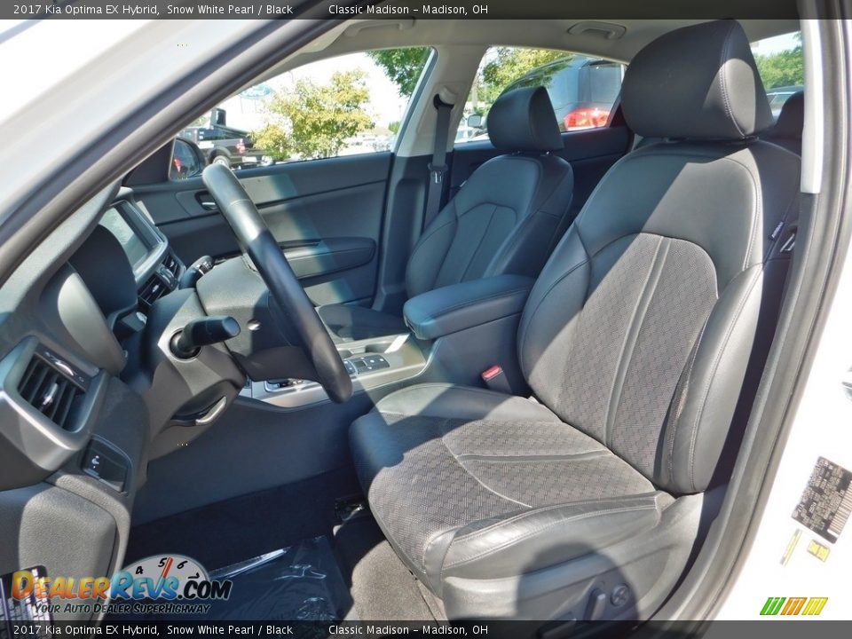 Front Seat of 2017 Kia Optima EX Hybrid Photo #2