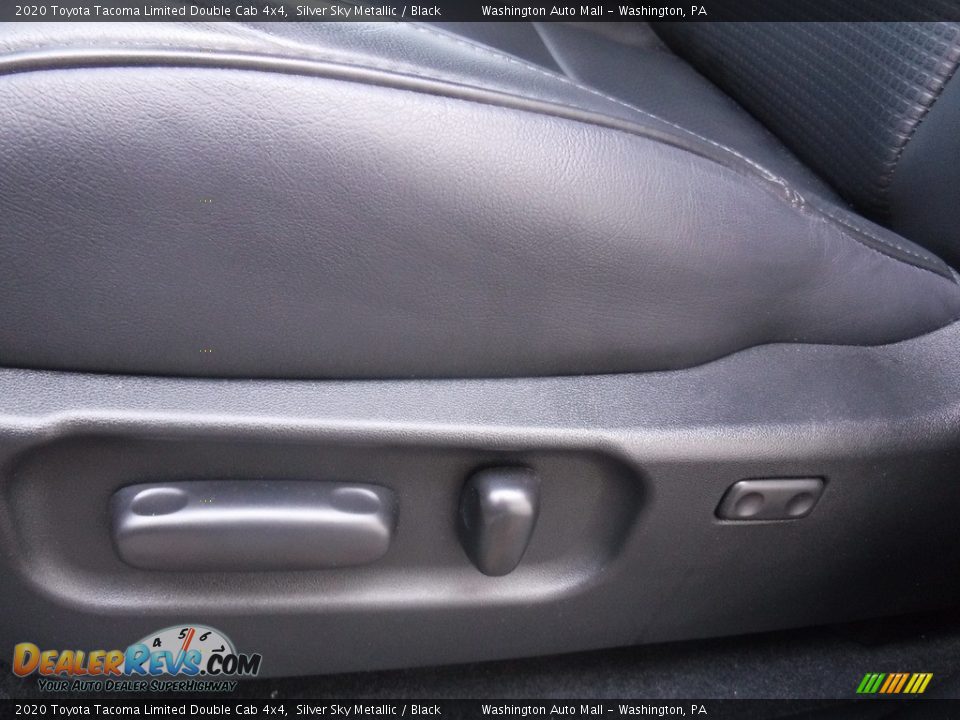 2020 Toyota Tacoma Limited Double Cab 4x4 Silver Sky Metallic / Black Photo #17