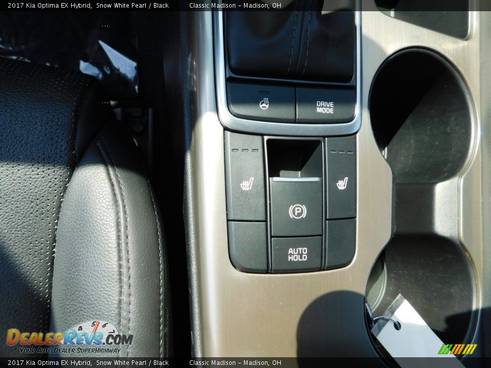 Controls of 2017 Kia Optima EX Hybrid Photo #19
