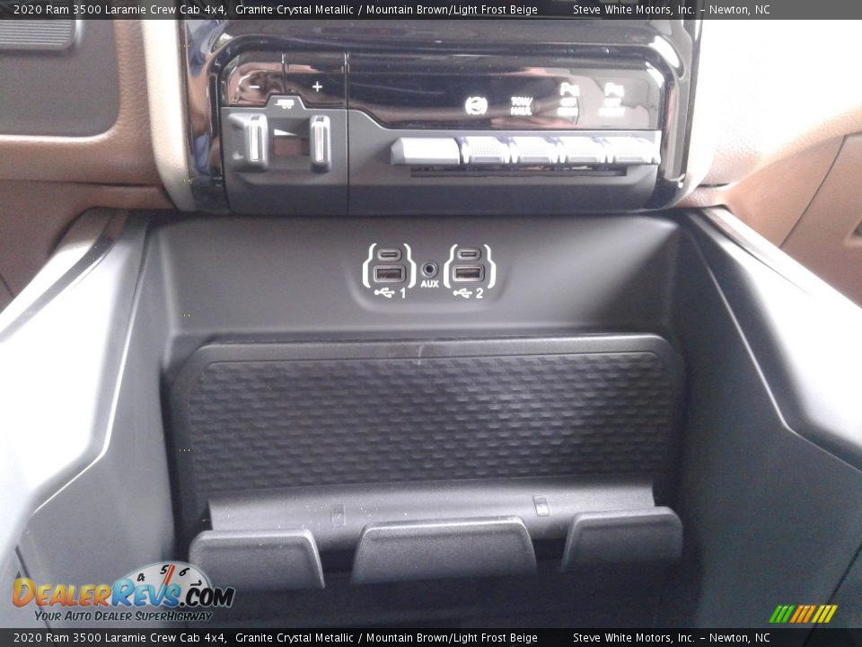 2020 Ram 3500 Laramie Crew Cab 4x4 Granite Crystal Metallic / Mountain Brown/Light Frost Beige Photo #28