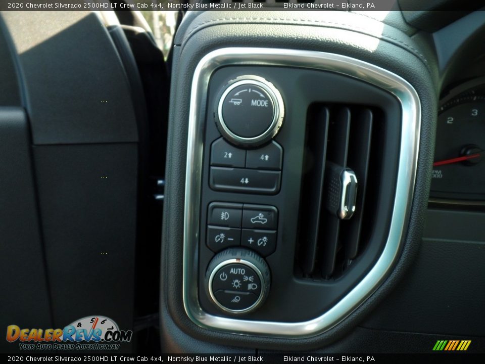 2020 Chevrolet Silverado 2500HD LT Crew Cab 4x4 Northsky Blue Metallic / Jet Black Photo #23