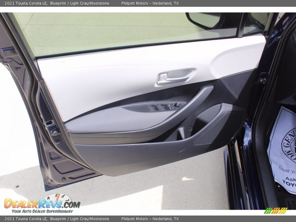 2021 Toyota Corolla LE Blueprint / Light Gray/Moonstone Photo #9
