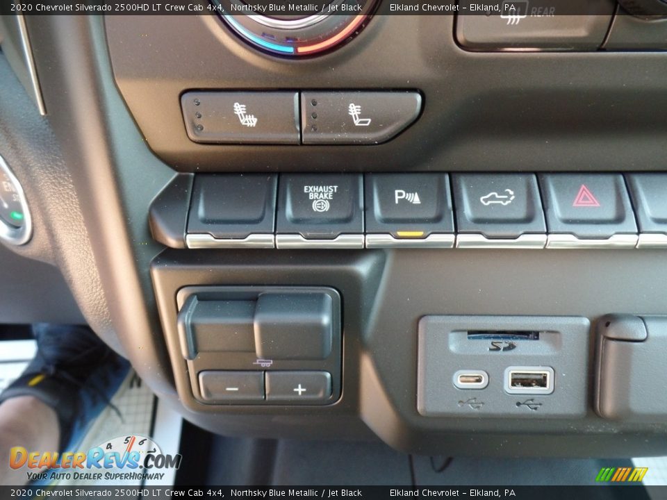 2020 Chevrolet Silverado 2500HD LT Crew Cab 4x4 Northsky Blue Metallic / Jet Black Photo #31