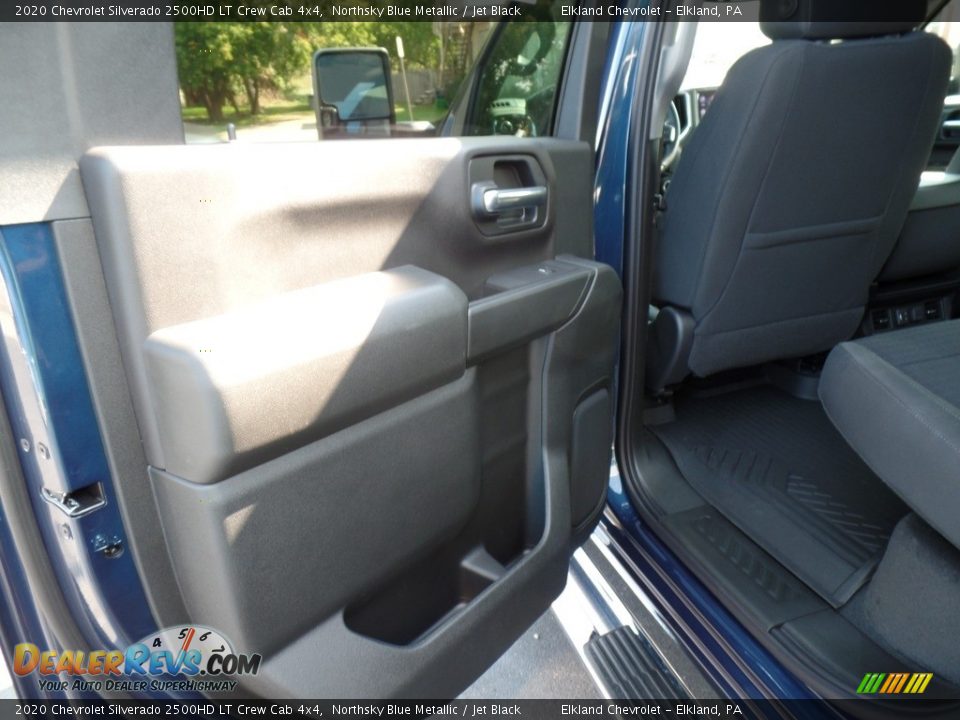 2020 Chevrolet Silverado 2500HD LT Crew Cab 4x4 Northsky Blue Metallic / Jet Black Photo #36