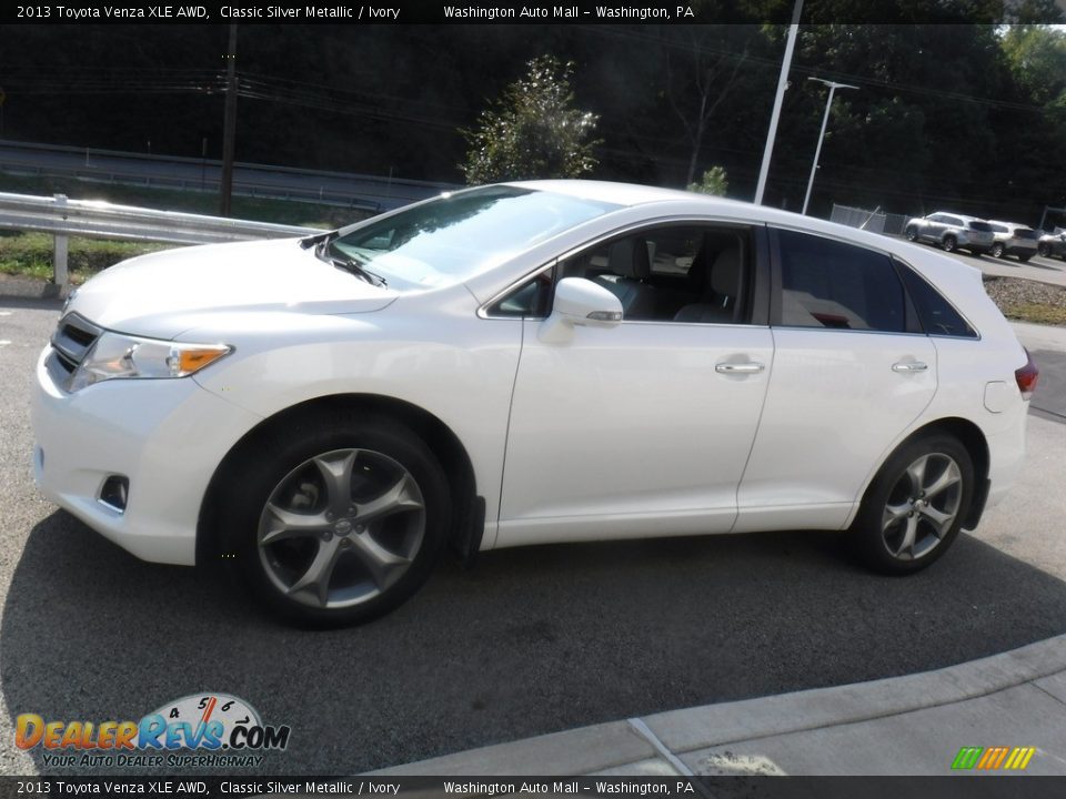 2013 Toyota Venza XLE AWD Classic Silver Metallic / Ivory Photo #12