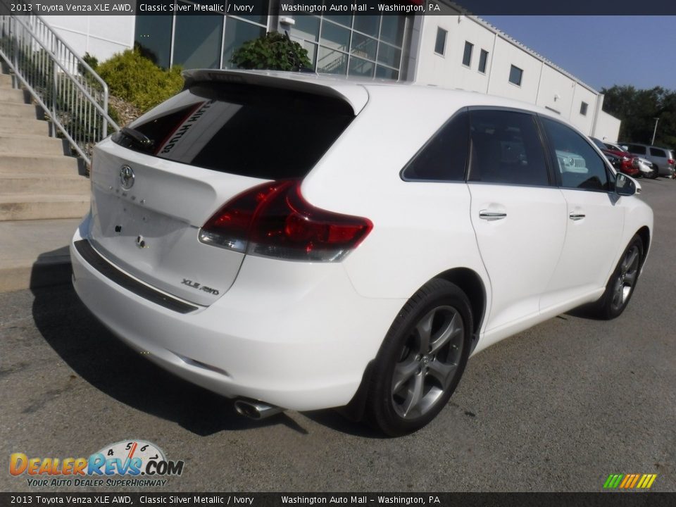 2013 Toyota Venza XLE AWD Classic Silver Metallic / Ivory Photo #15