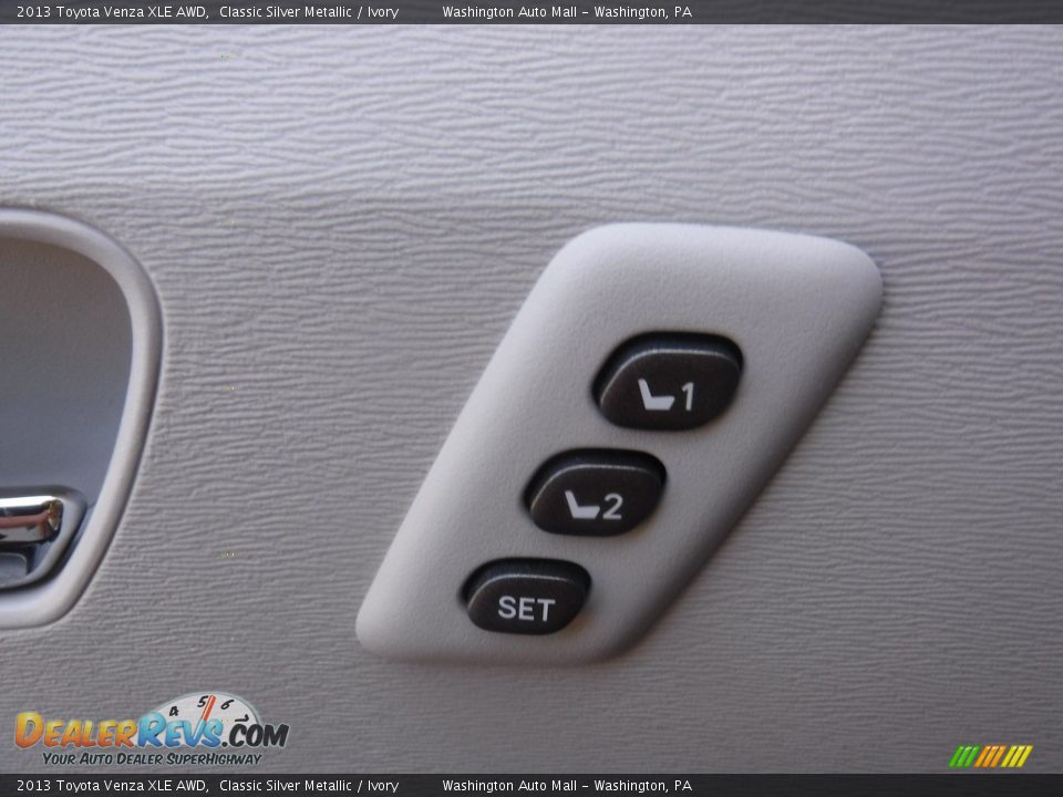2013 Toyota Venza XLE AWD Classic Silver Metallic / Ivory Photo #19