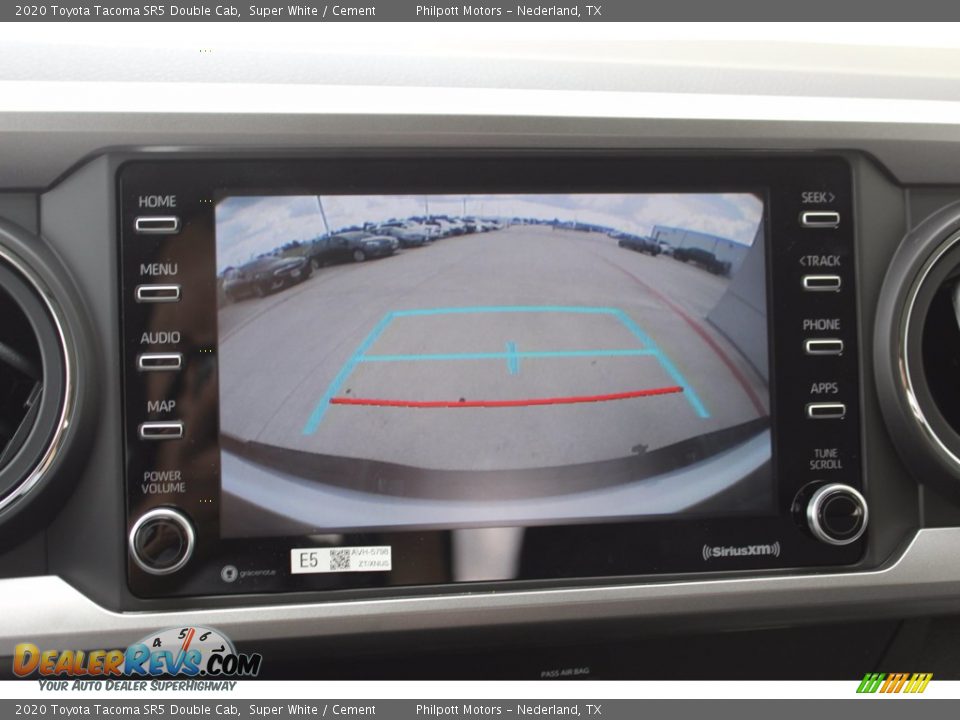 2020 Toyota Tacoma SR5 Double Cab Super White / Cement Photo #17