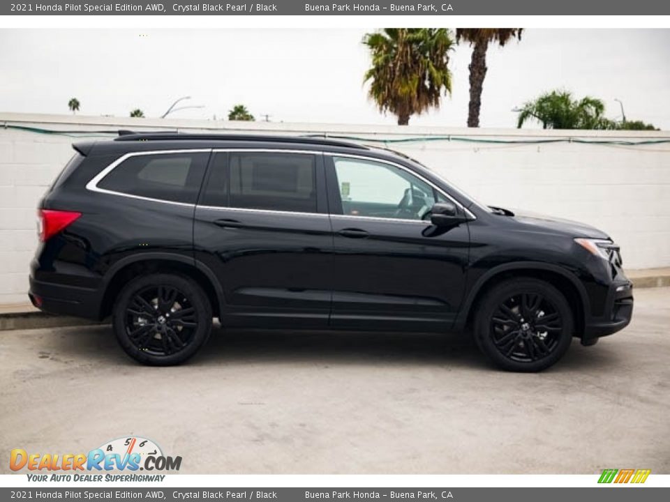 2021 Honda Pilot Special Edition AWD Crystal Black Pearl / Black Photo #8