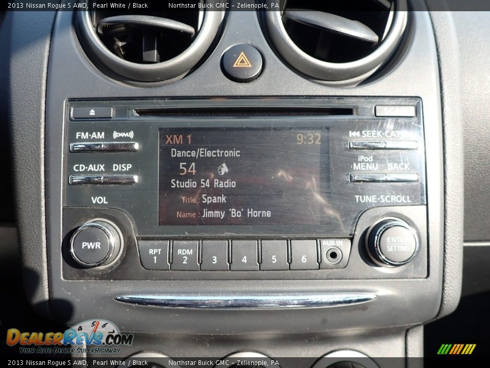 2013 Nissan Rogue S AWD Pearl White / Black Photo #28