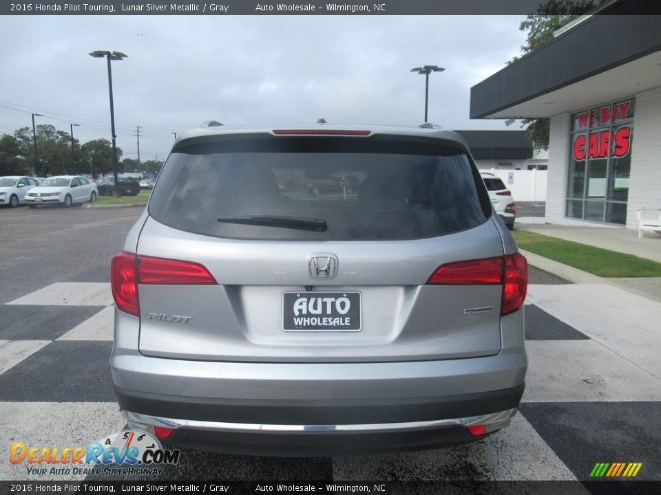 2016 Honda Pilot Touring Lunar Silver Metallic / Gray Photo #4