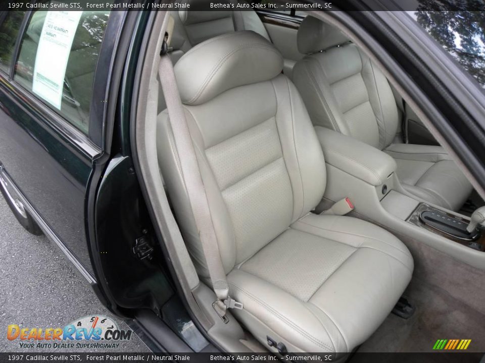 1997 Cadillac Seville STS Forest Pearl Metallic / Neutral Shale Photo #8