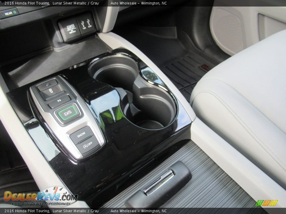 2016 Honda Pilot Touring Lunar Silver Metallic / Gray Photo #19