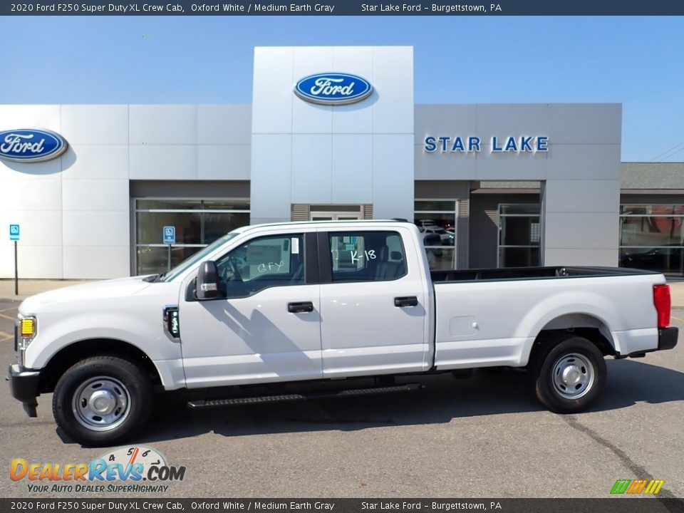 2020 Ford F250 Super Duty XL Crew Cab Oxford White / Medium Earth Gray Photo #1