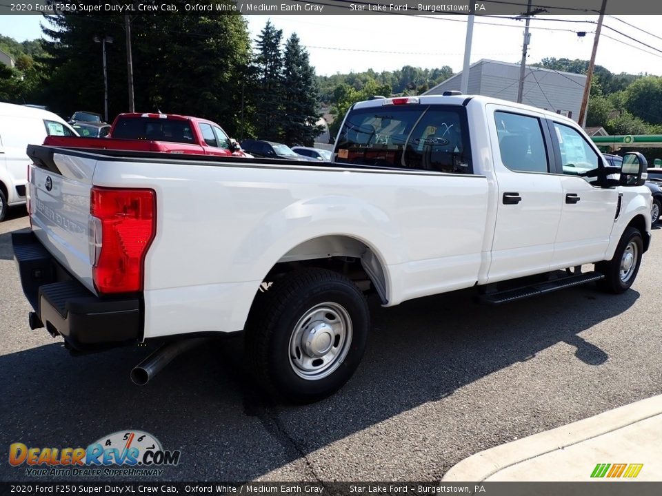 2020 Ford F250 Super Duty XL Crew Cab Oxford White / Medium Earth Gray Photo #6