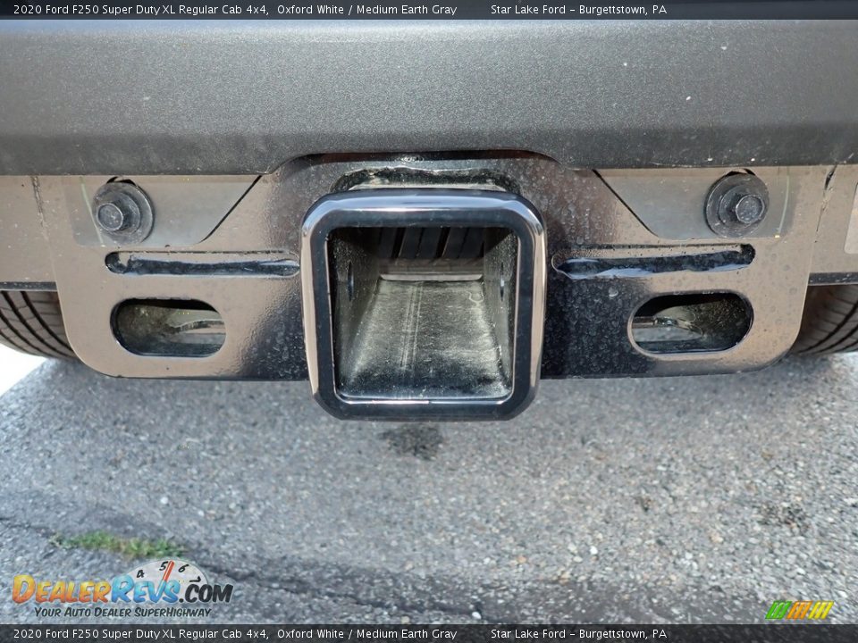 2020 Ford F250 Super Duty XL Regular Cab 4x4 Oxford White / Medium Earth Gray Photo #5