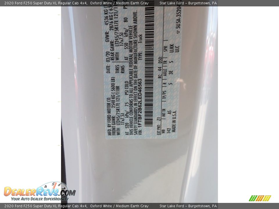 2020 Ford F250 Super Duty XL Regular Cab 4x4 Oxford White / Medium Earth Gray Photo #14