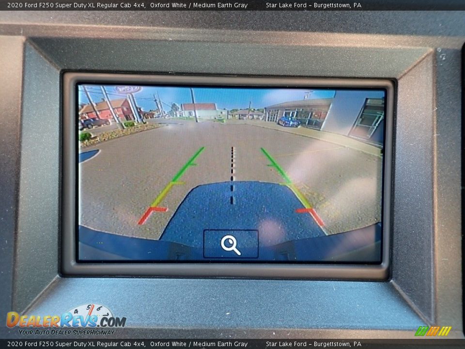 2020 Ford F250 Super Duty XL Regular Cab 4x4 Oxford White / Medium Earth Gray Photo #18
