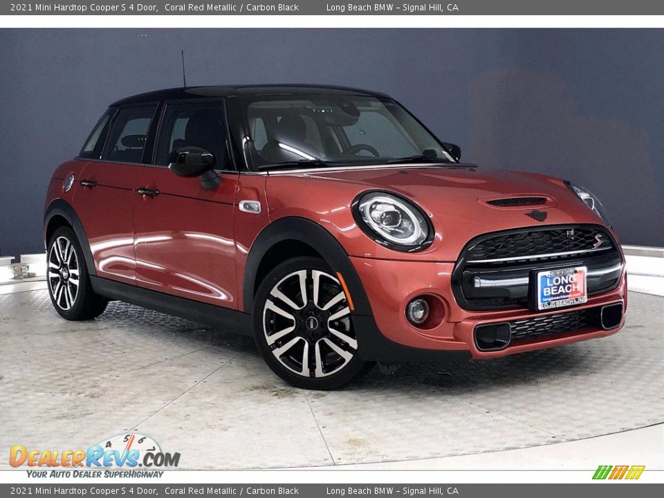 Front 3/4 View of 2021 Mini Hardtop Cooper S 4 Door Photo #19