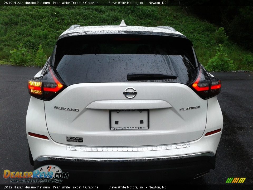 2019 Nissan Murano Platinum Pearl White Tricoat / Graphite Photo #8