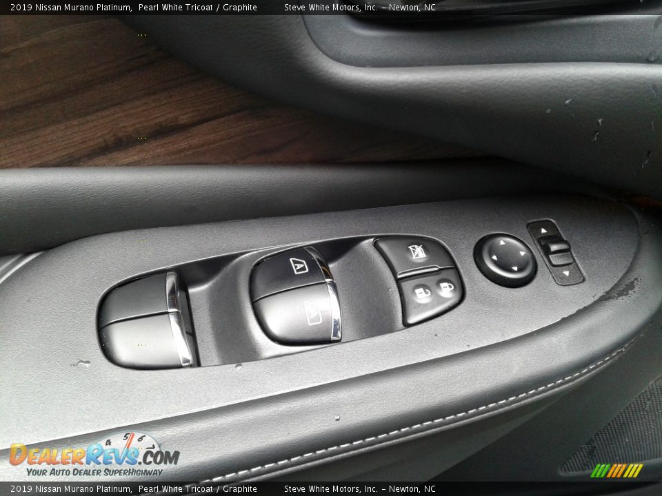 2019 Nissan Murano Platinum Pearl White Tricoat / Graphite Photo #12
