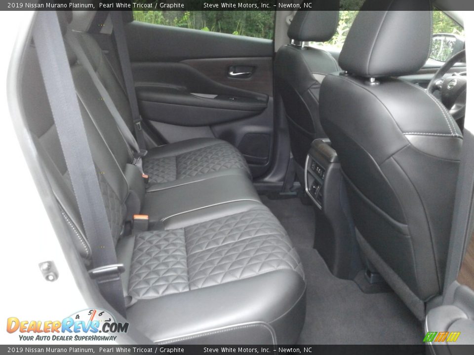 Rear Seat of 2019 Nissan Murano Platinum Photo #17