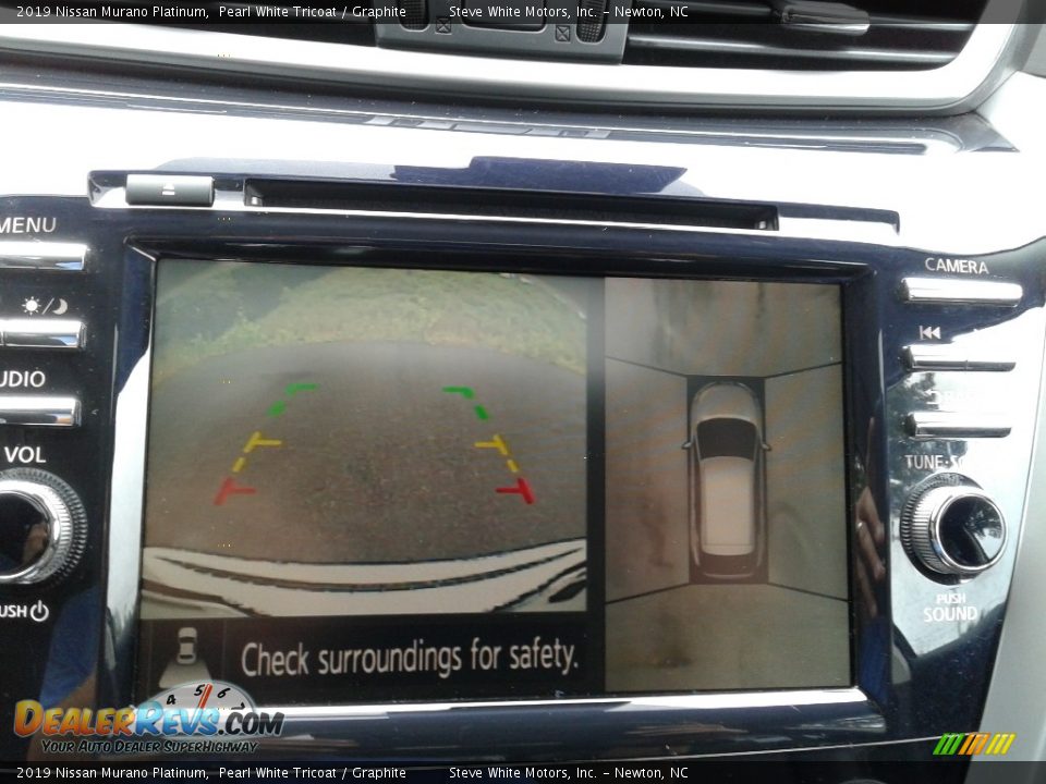 2019 Nissan Murano Platinum Pearl White Tricoat / Graphite Photo #25