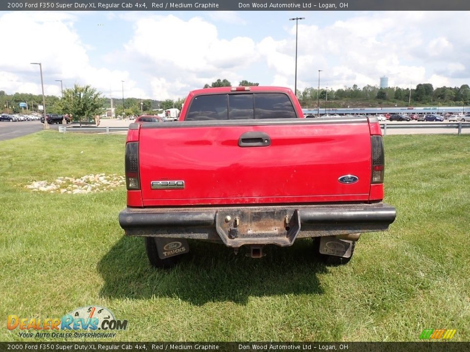 2000 Ford F350 Super Duty XL Regular Cab 4x4 Red / Medium Graphite Photo #9