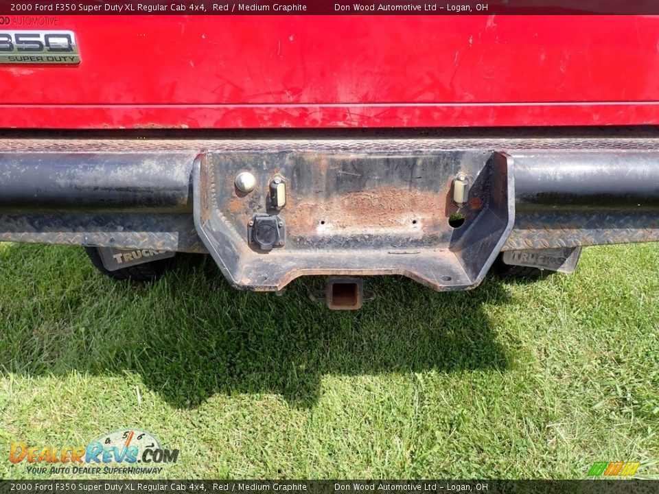 2000 Ford F350 Super Duty XL Regular Cab 4x4 Red / Medium Graphite Photo #10