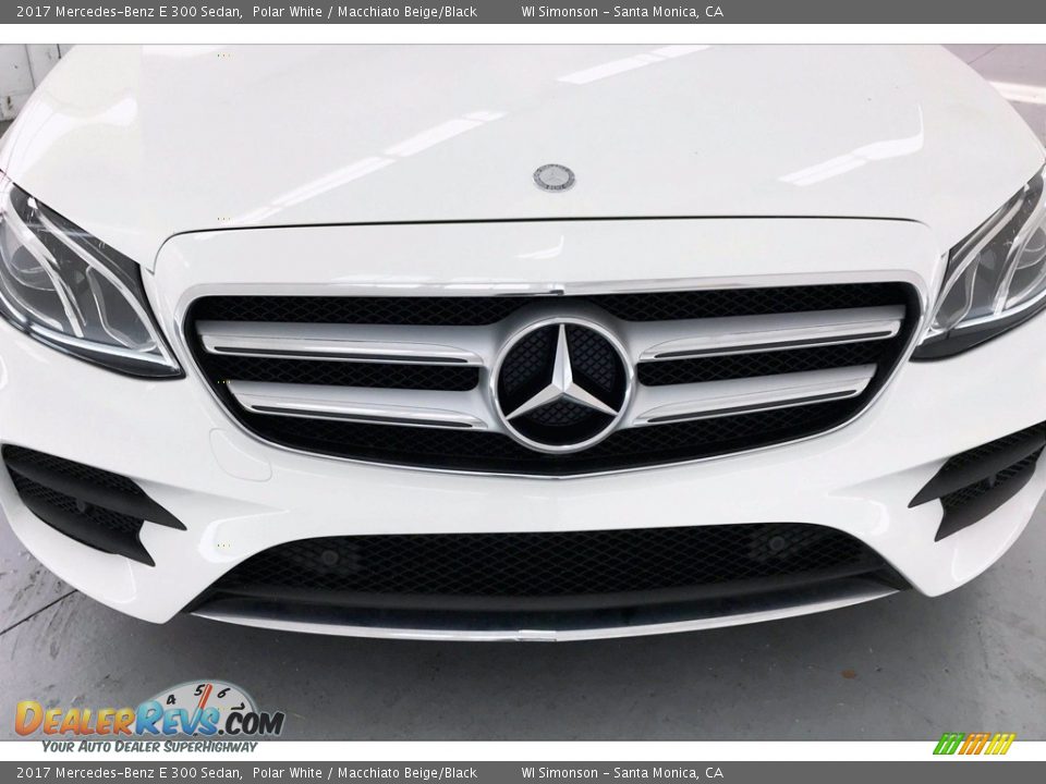 2017 Mercedes-Benz E 300 Sedan Polar White / Macchiato Beige/Black Photo #33