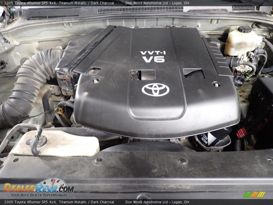 2005 Toyota 4Runner SR5 4x4 Titanium Metallic / Dark Charcoal Photo #6