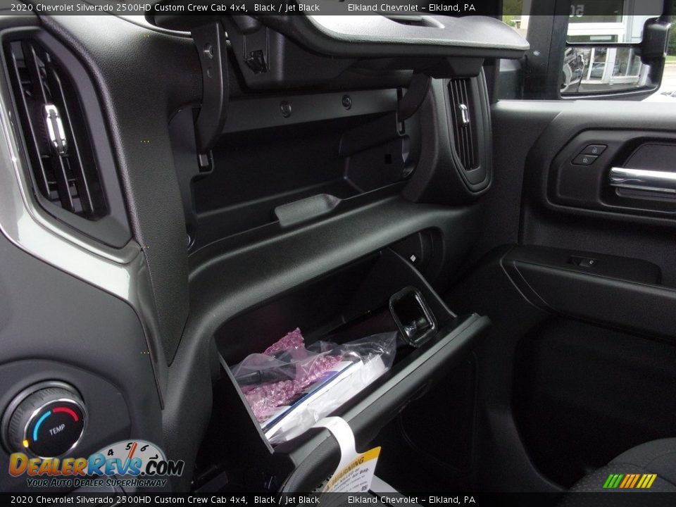 2020 Chevrolet Silverado 2500HD Custom Crew Cab 4x4 Black / Jet Black Photo #26