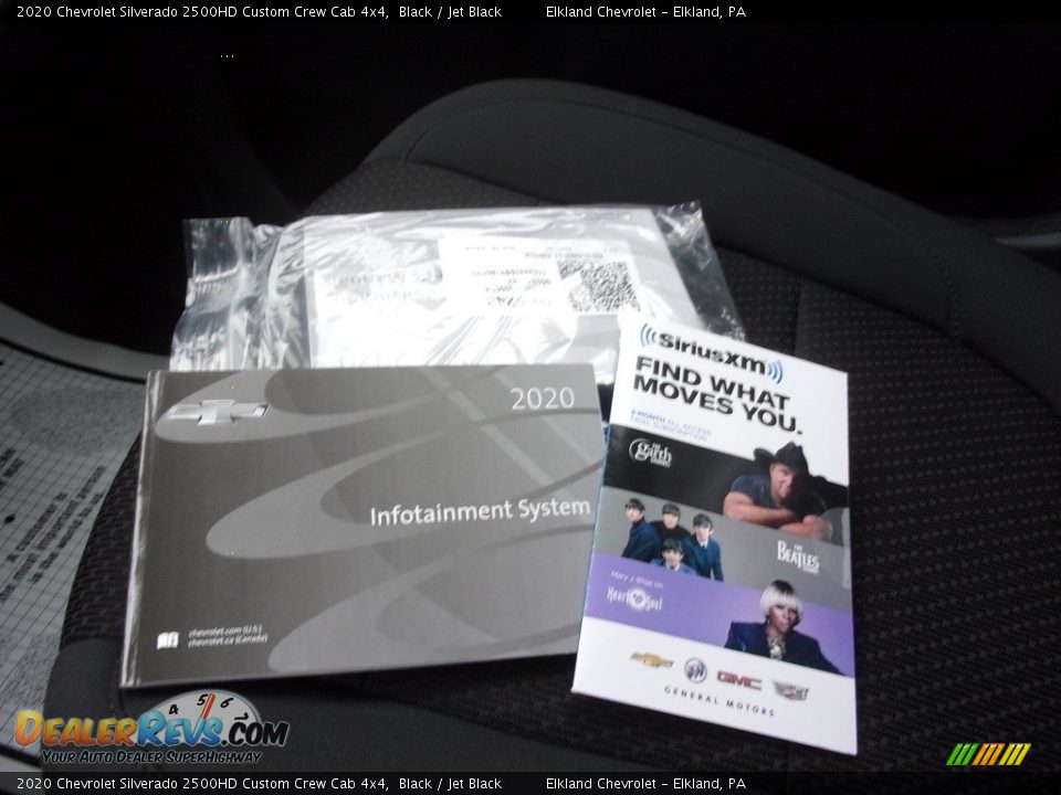 2020 Chevrolet Silverado 2500HD Custom Crew Cab 4x4 Black / Jet Black Photo #27