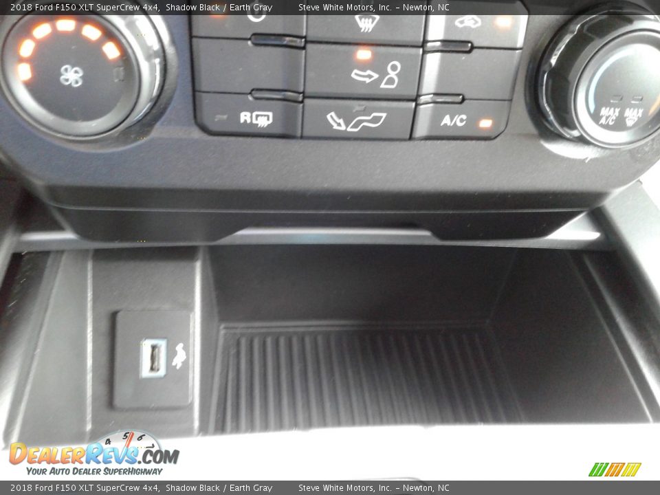 2018 Ford F150 XLT SuperCrew 4x4 Shadow Black / Earth Gray Photo #26