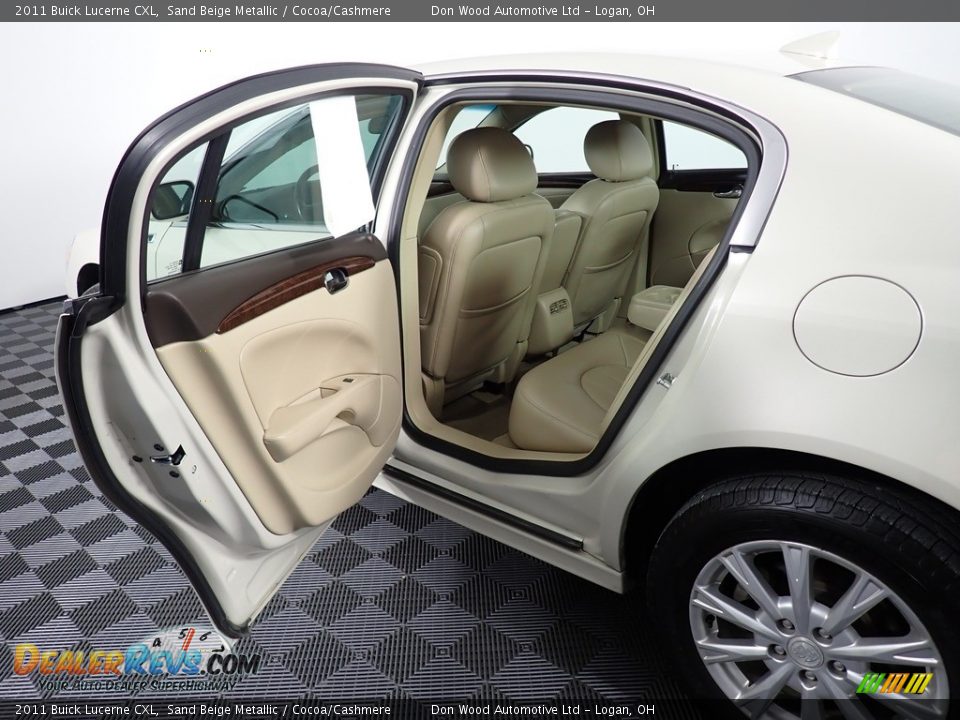 2011 Buick Lucerne CXL Sand Beige Metallic / Cocoa/Cashmere Photo #29