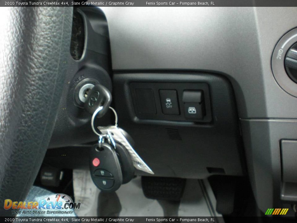 2010 Toyota Tundra CrewMax 4x4 Slate Gray Metallic / Graphite Gray Photo #24