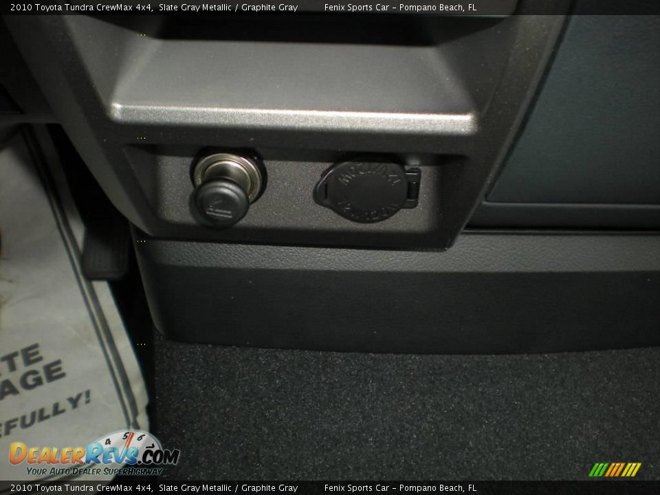 2010 Toyota Tundra CrewMax 4x4 Slate Gray Metallic / Graphite Gray Photo #26