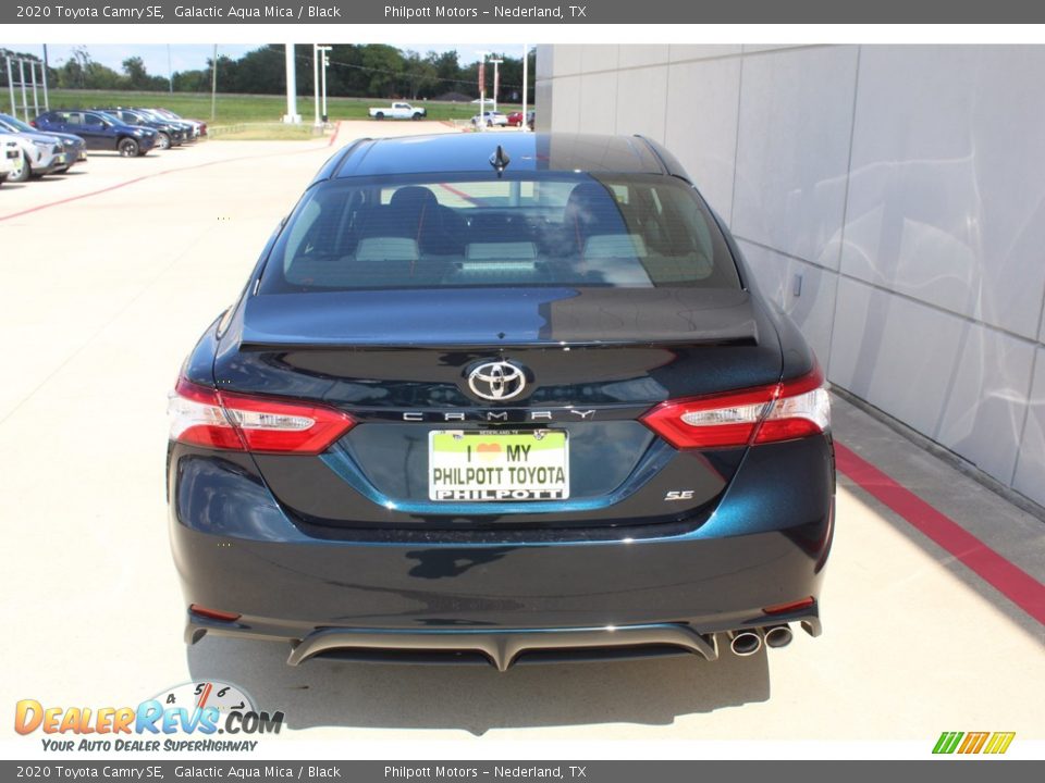 2020 Toyota Camry SE Galactic Aqua Mica / Black Photo #7
