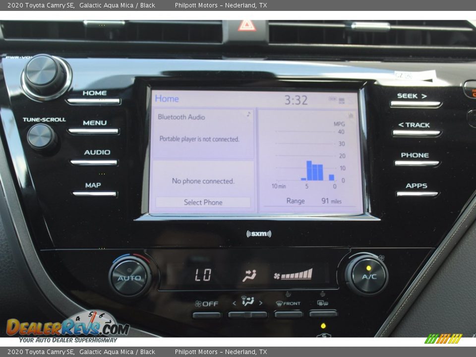 2020 Toyota Camry SE Galactic Aqua Mica / Black Photo #16