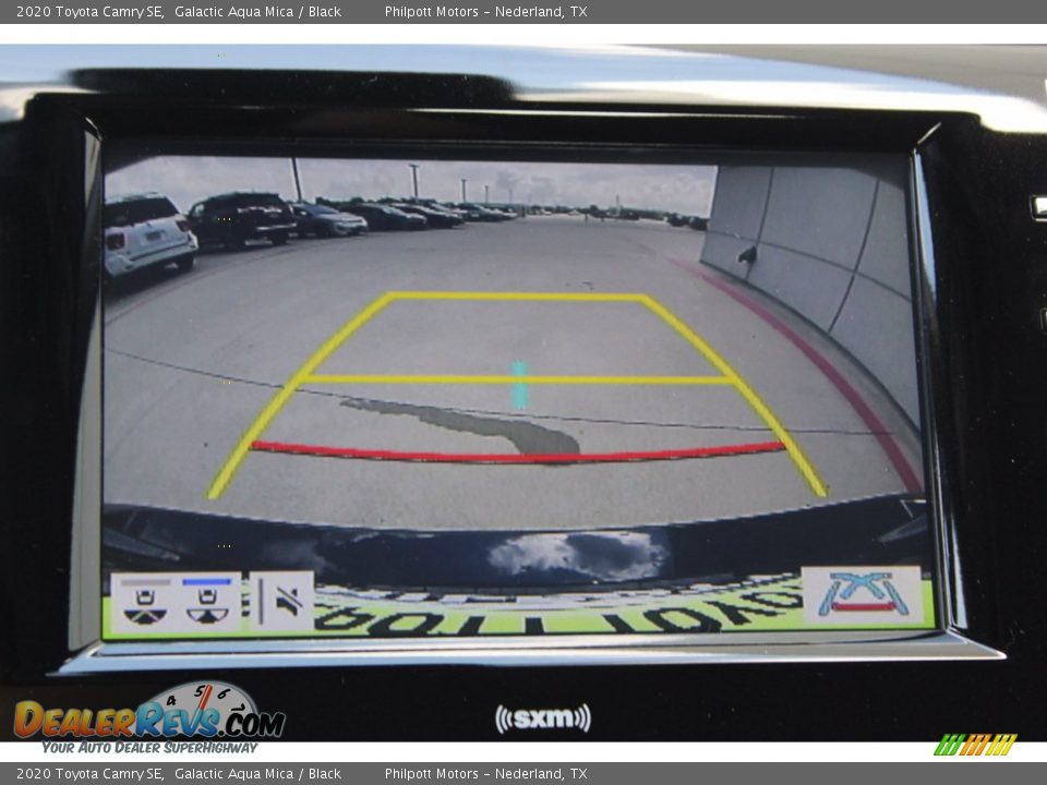 2020 Toyota Camry SE Galactic Aqua Mica / Black Photo #18