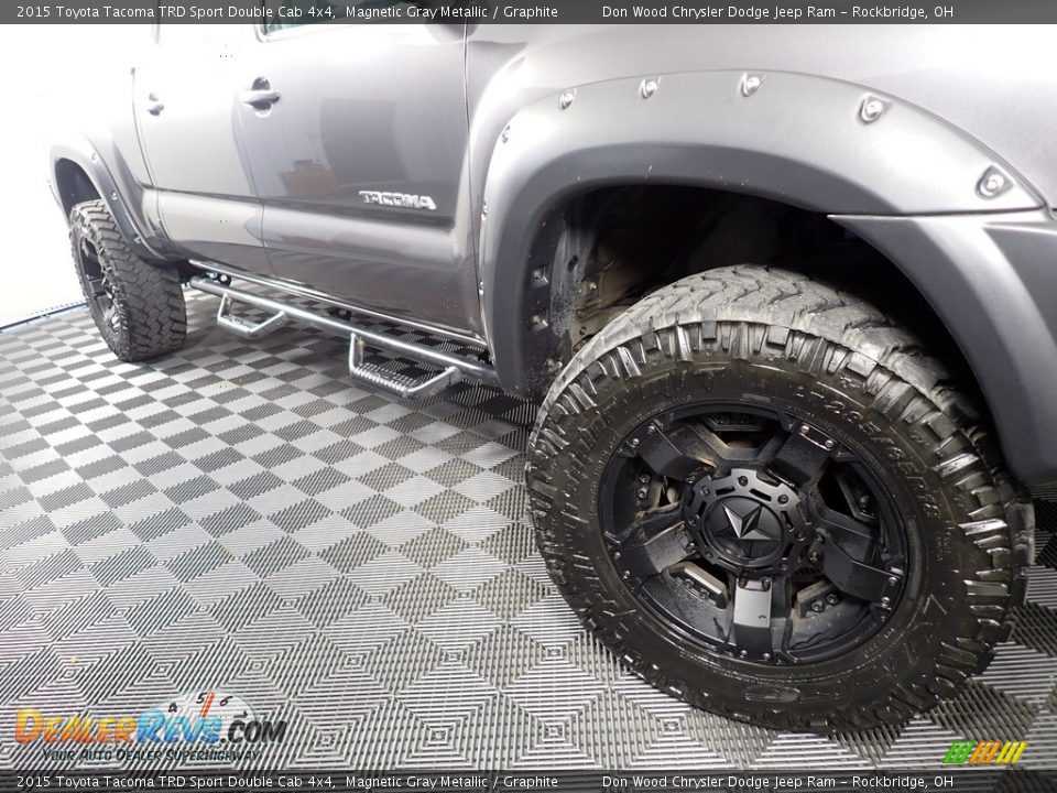 Custom Wheels of 2015 Toyota Tacoma TRD Sport Double Cab 4x4 Photo #4