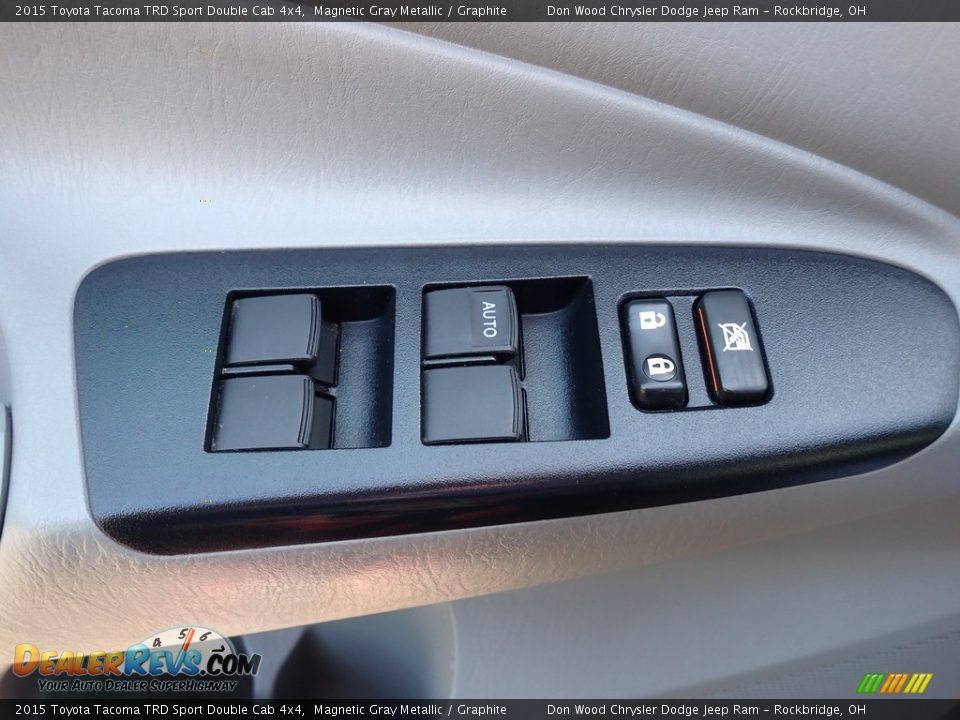 2015 Toyota Tacoma TRD Sport Double Cab 4x4 Magnetic Gray Metallic / Graphite Photo #18