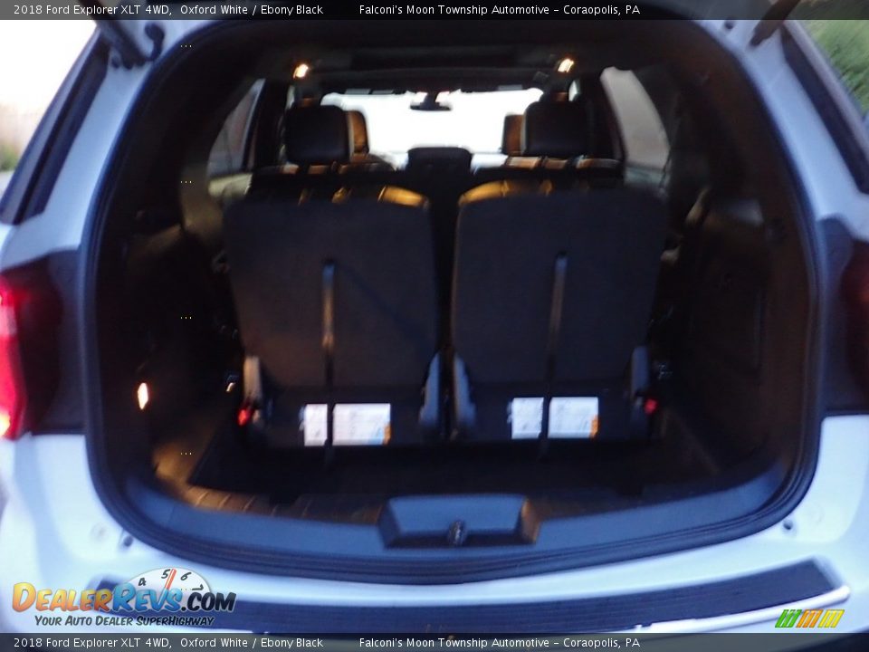 2018 Ford Explorer XLT 4WD Oxford White / Ebony Black Photo #4