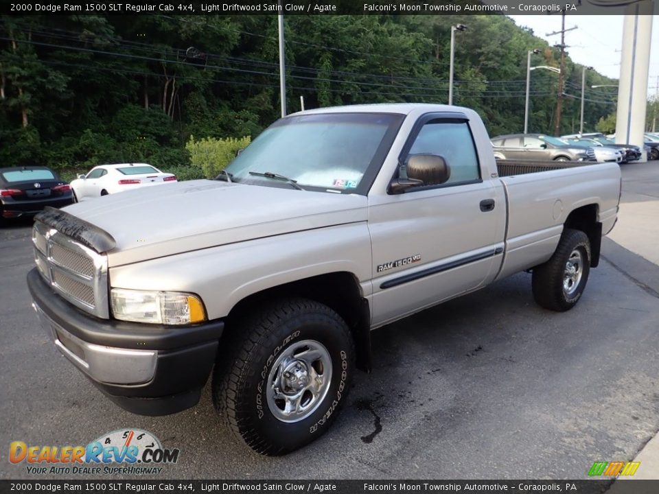 Front 3/4 View of 2000 Dodge Ram 1500 SLT Regular Cab 4x4 Photo #6