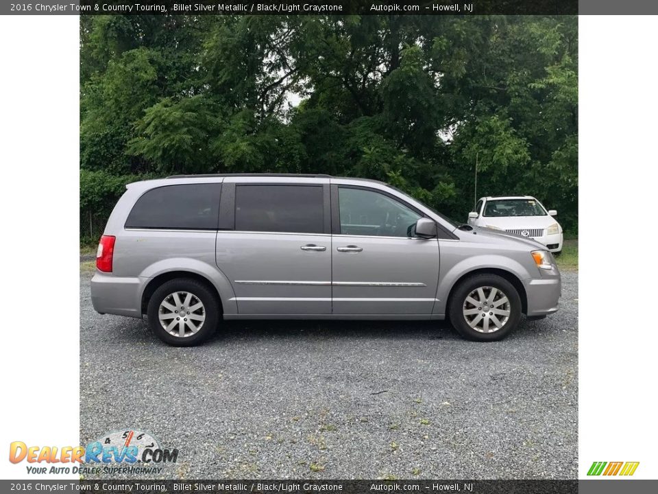 2016 Chrysler Town & Country Touring Billet Silver Metallic / Black/Light Graystone Photo #6